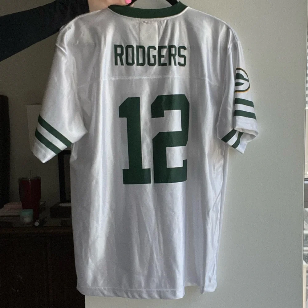 NFL | AARON ROGERS - Picture 2 of 2